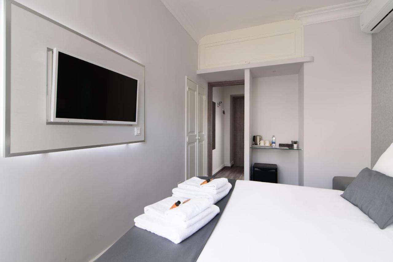 White Caesar Guesthouse โรม ภายนอก รูปภาพ
